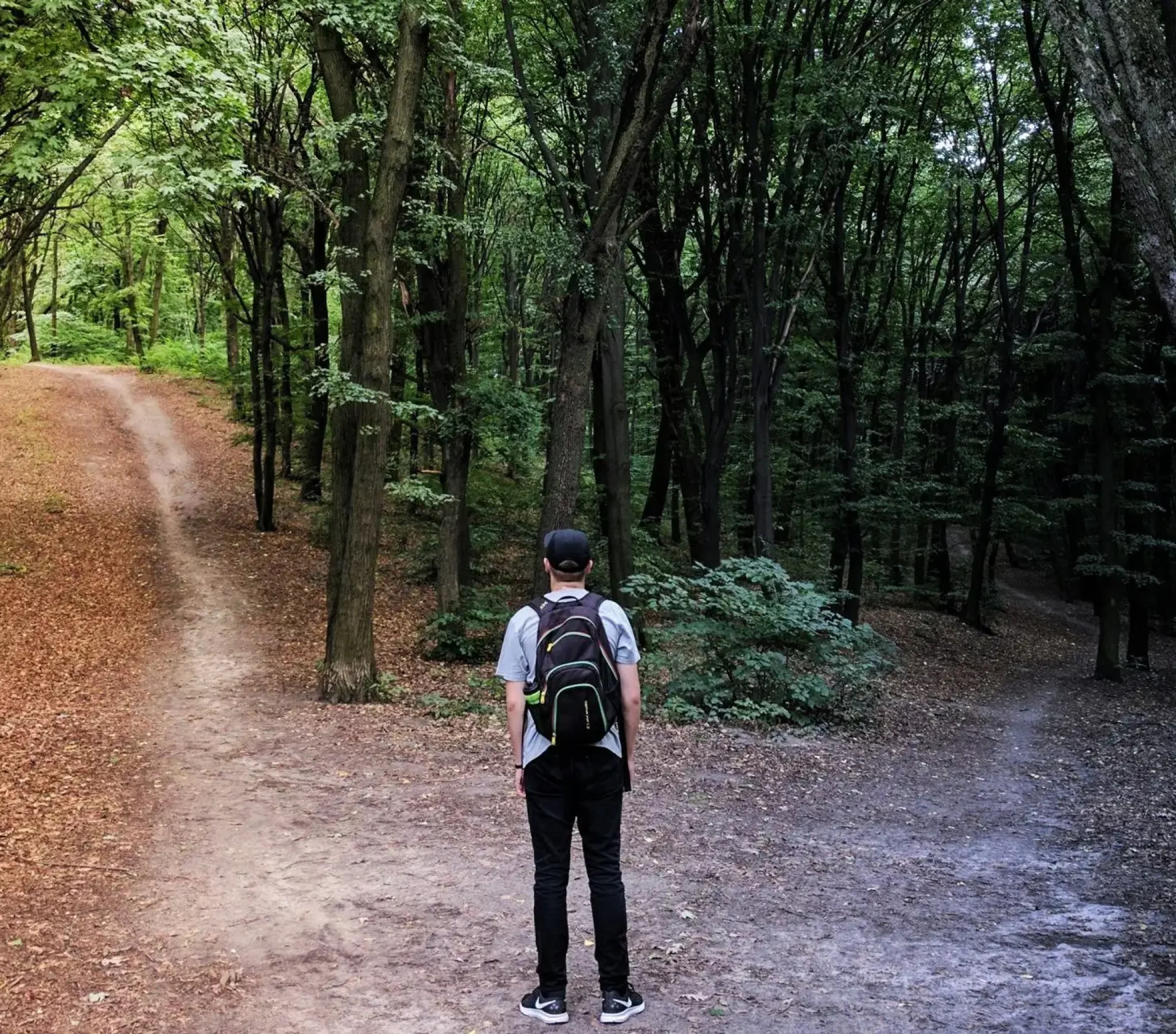 vladislav-babienko-KTpSVEcU0XU-unsplash-scaled-e1752163453654